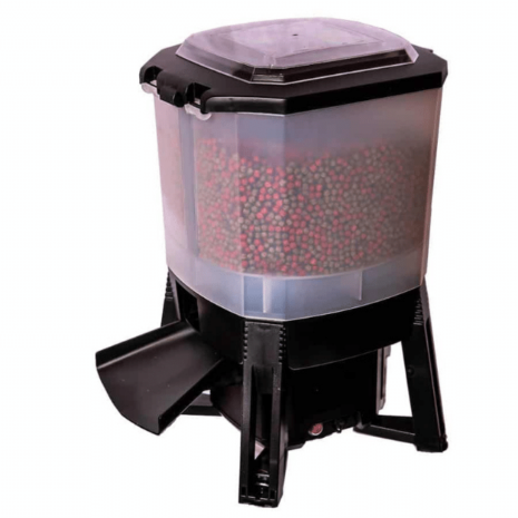 Foderautomat med solpanel/batteri Foderautomat med solpanel/batteri